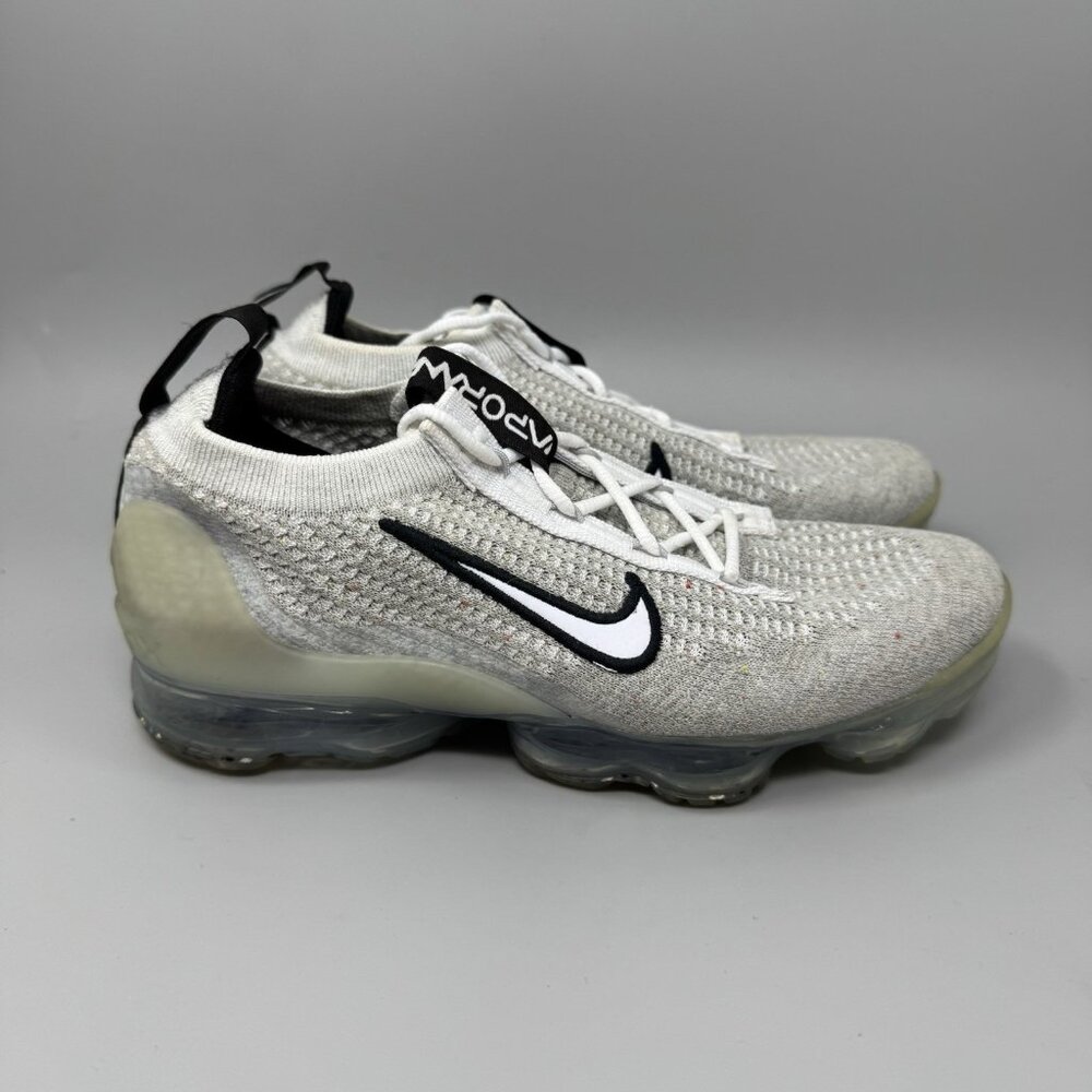 Nike Womens Air VaporMax Flyknit DB1550-100 White Gray Shoes Size 5Y Womens 6.5